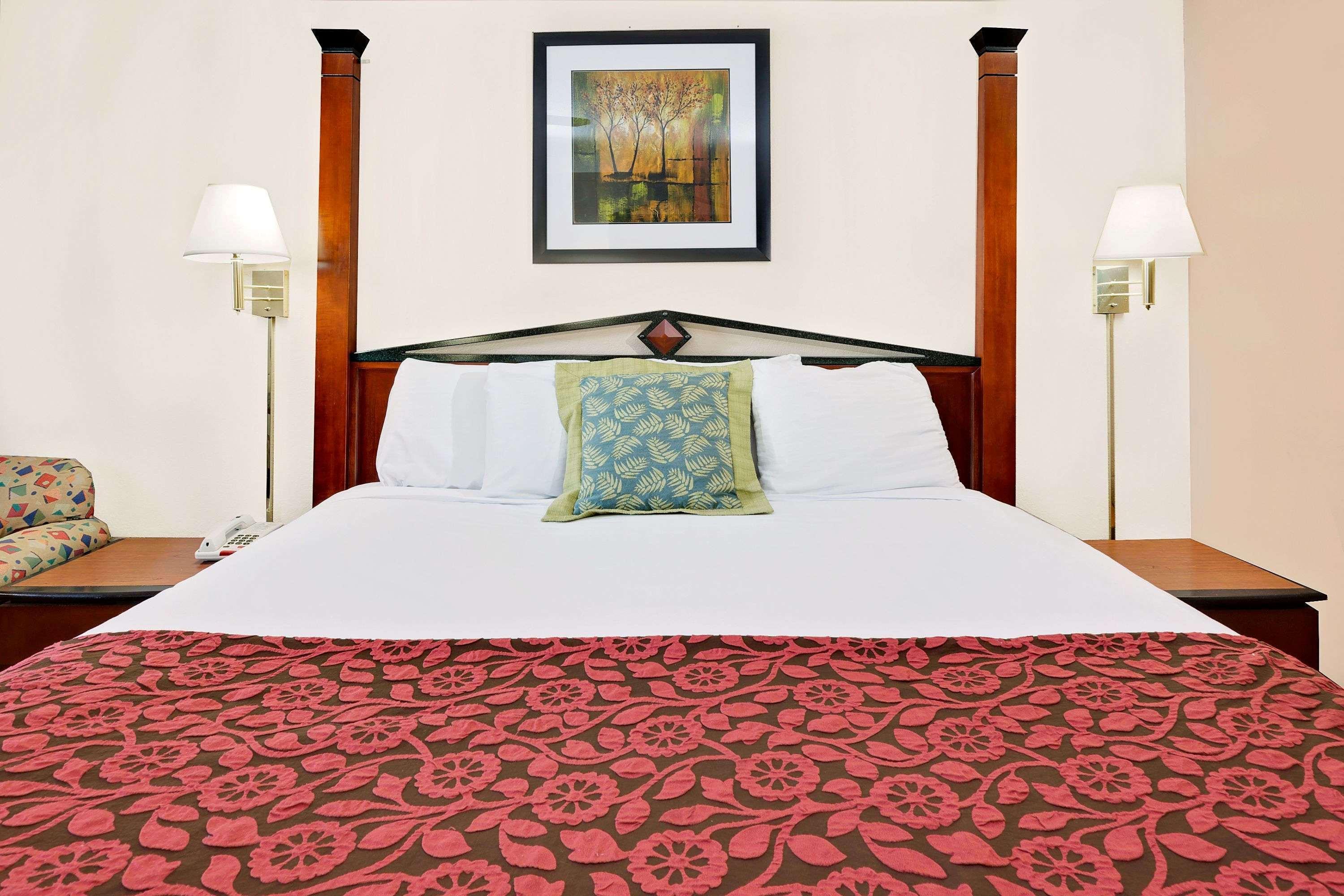 Days Inn By Wyndham Demopolis Exteriér fotografie