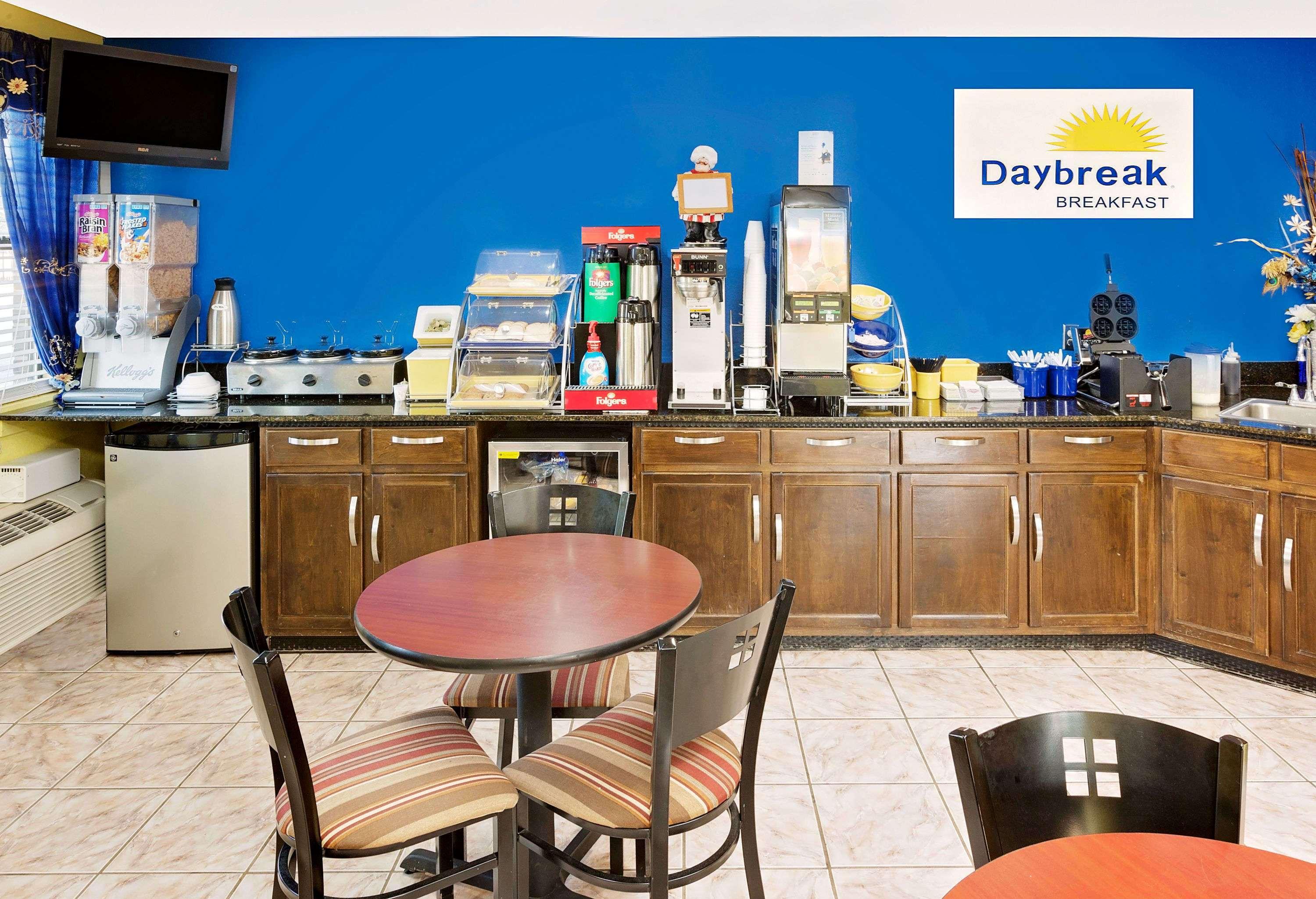 Days Inn By Wyndham Demopolis Exteriér fotografie